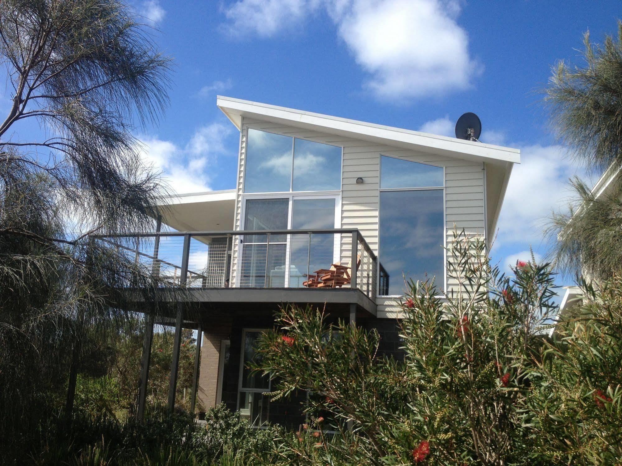 12 Apostles Accommodation Anchors Beach House With Sea Views พอร์ตแคมป์เบลล์ ภายนอก รูปภาพ